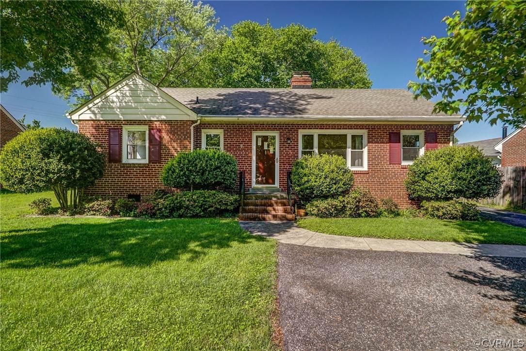 7504 Woodman Road - Photo 1