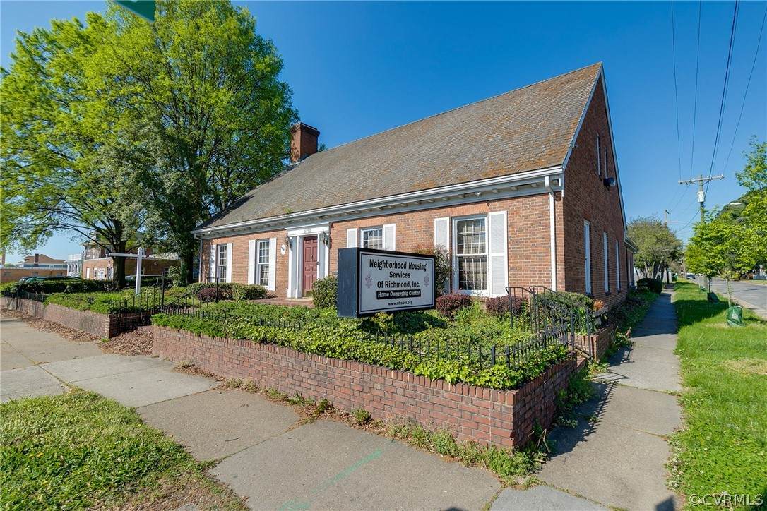 2712 Chamberlayne Avenue - Photo 1