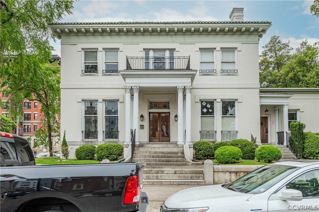 1101 Grace Street - Photo 1