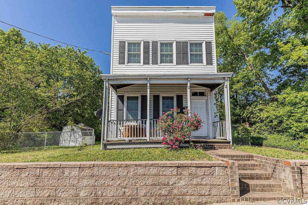 511 29th Street - Photo 1