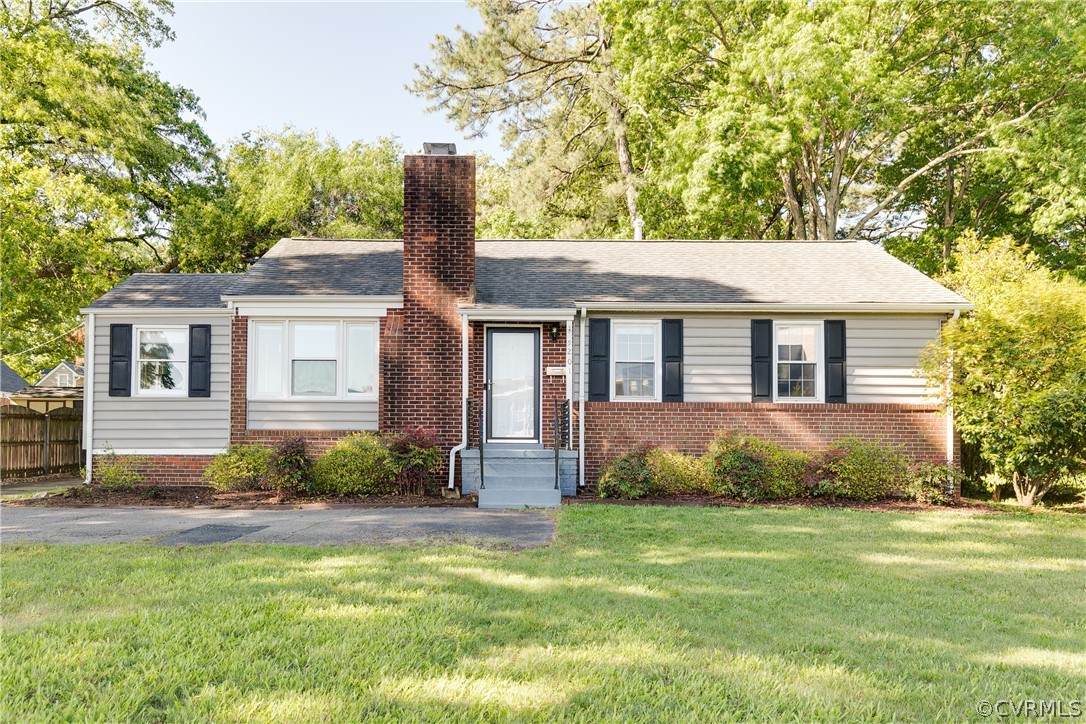5201 Fitzhugh Avenue - Photo 1