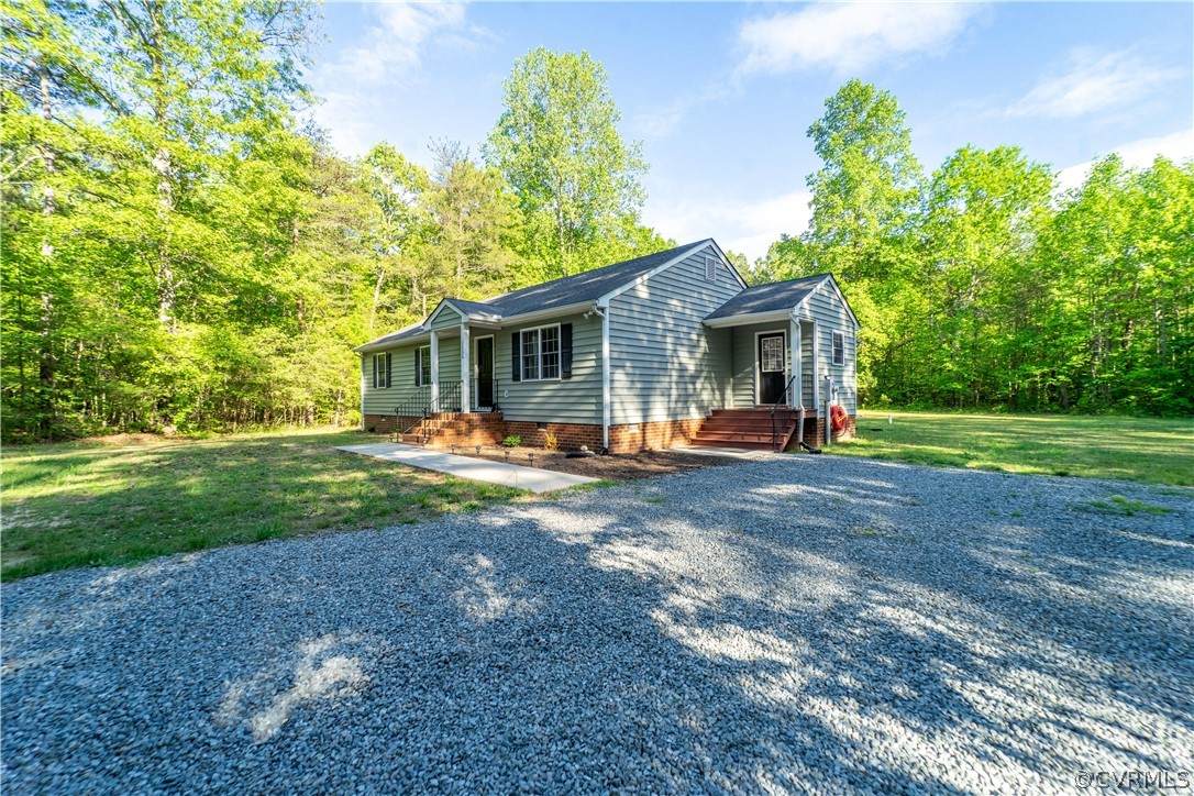 1556 Epworth Road - Photo 1