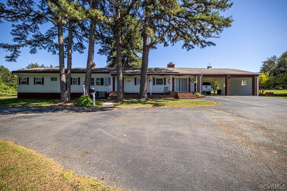 225 Hardy Road - Photo 1