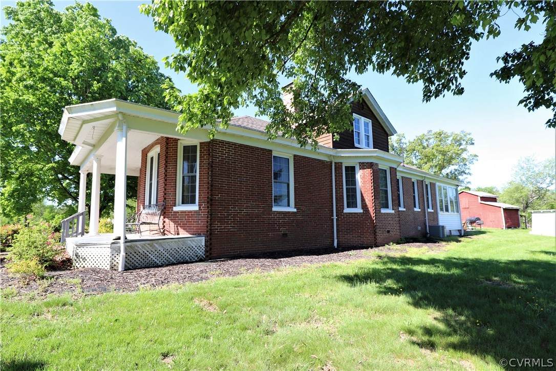 228 Ellisville Rd - Photo 1