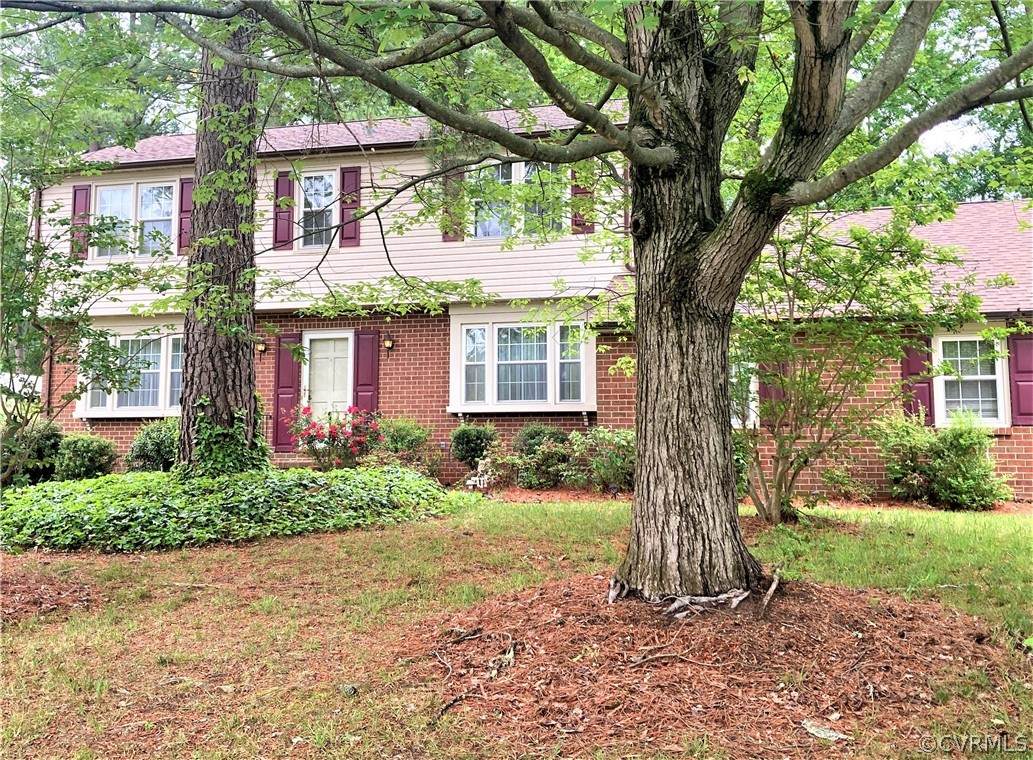 108 Stratford Drive - Photo 1