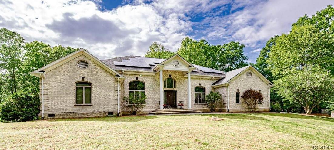 9415 Holly Bluffs Drive - Photo 1