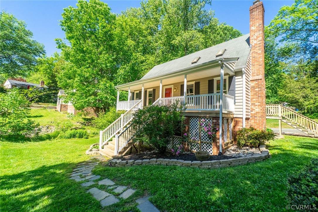 8320 Lyndale Drive - Photo 1