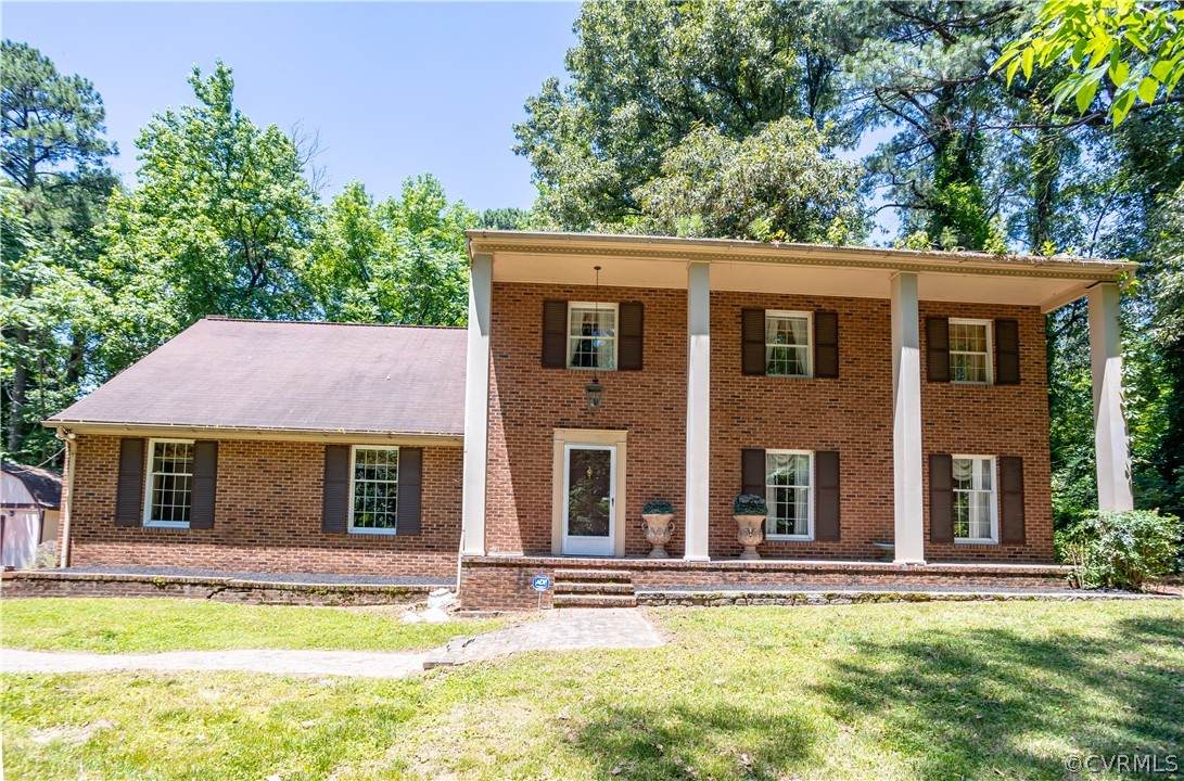 202 Hillside Lane - Photo 1