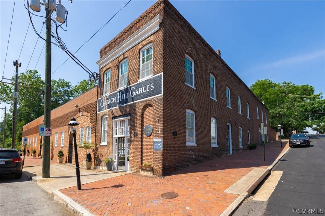 2418 Franklin Street - Photo 1