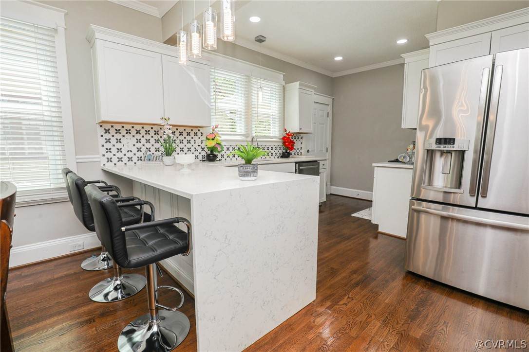 3304 5th Avenue - Photo 1