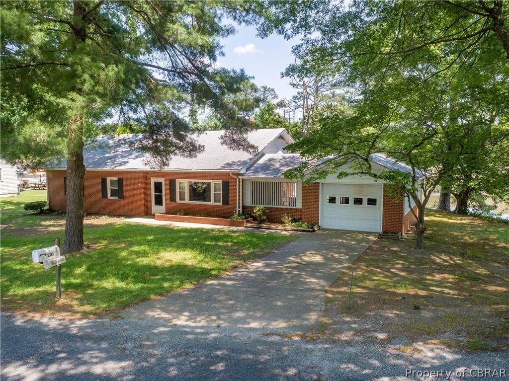 231 Virginia Avenue - Photo 1