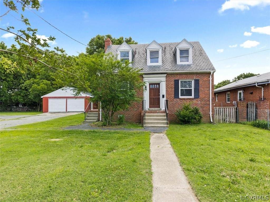 2709 Fairfield Avenue - Photo 1