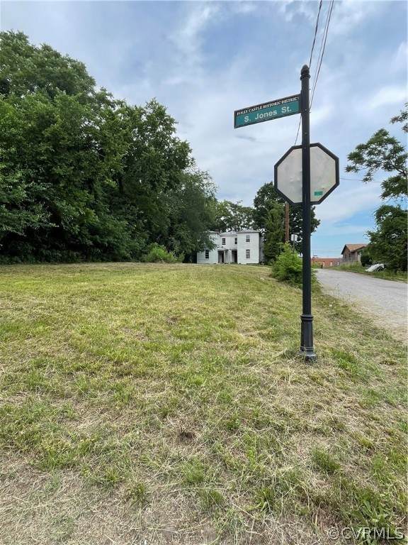 29 S Jones Street - Photo 1