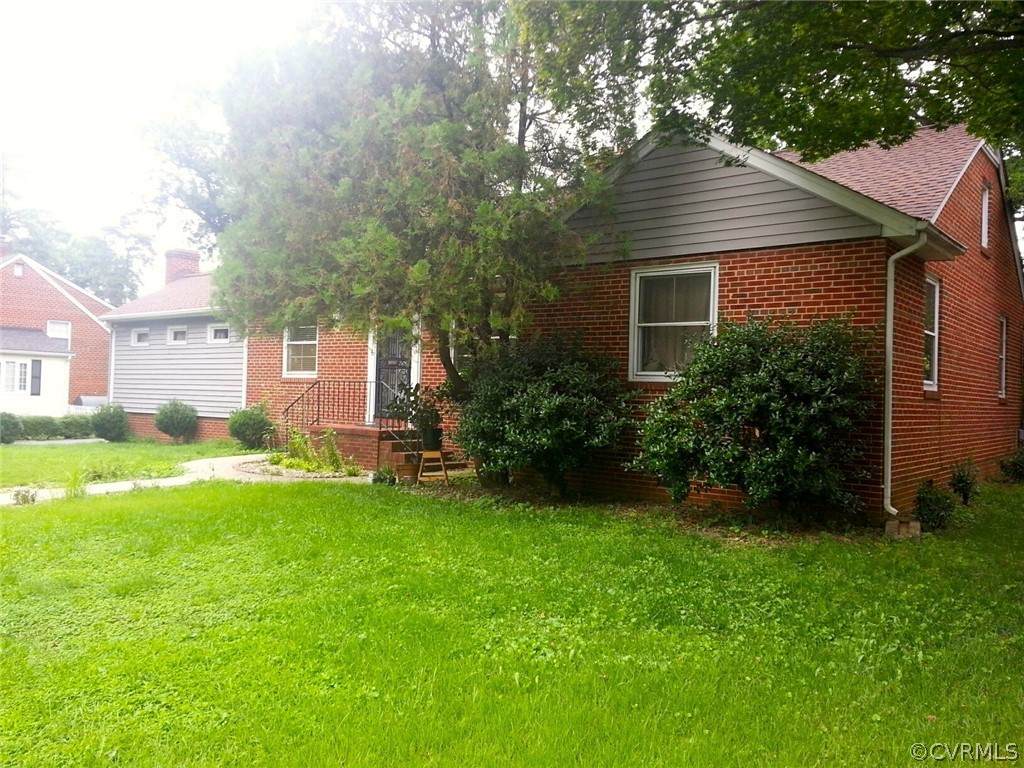 3116 Bute Lane - Photo 1