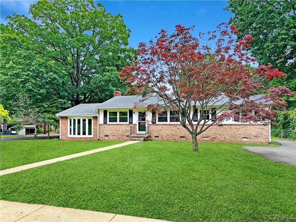 2091 Woodmont Drive - Photo 1