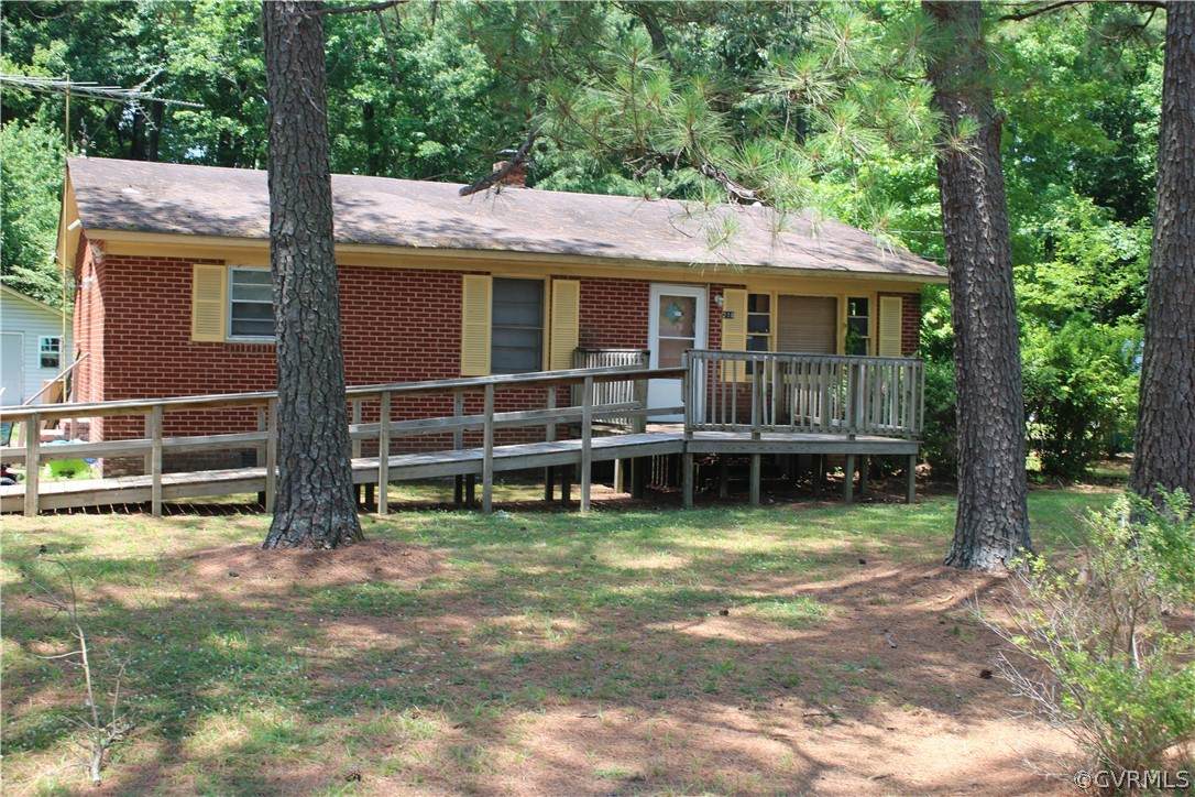 218 Dogwood Street - Photo 1
