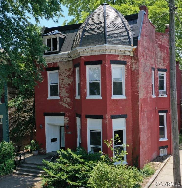 2125 Grove Avenue - Photo 1