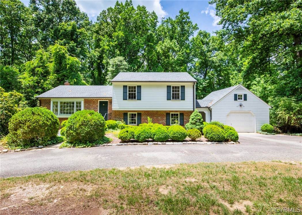 1707 Hillenwood Drive - Photo 1