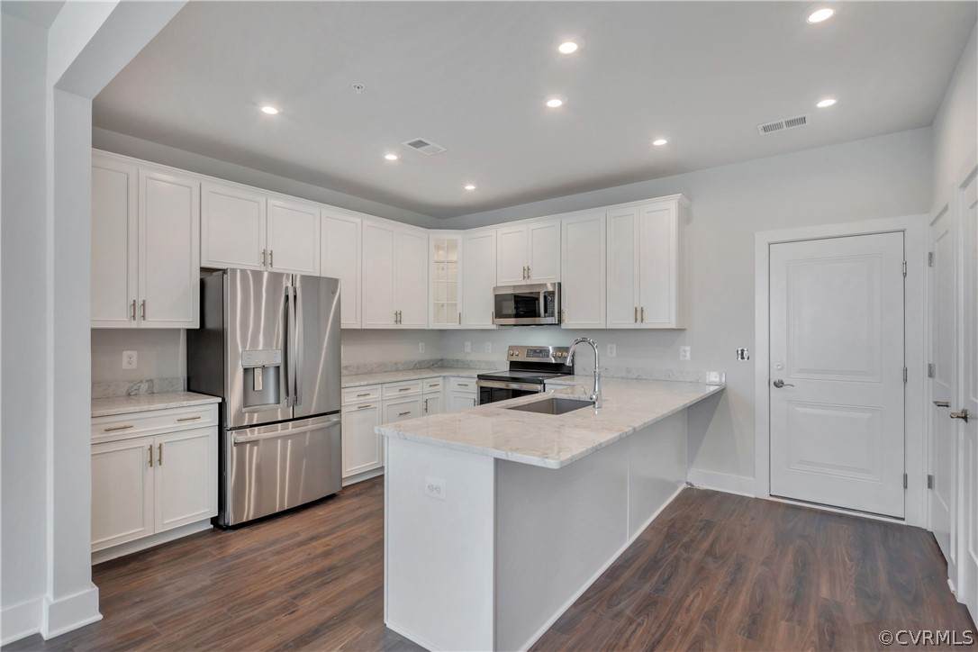 230 Brattice Drive - Photo 1