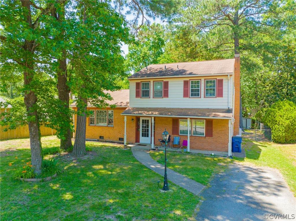 1920 Greenfield Drive - Photo 1