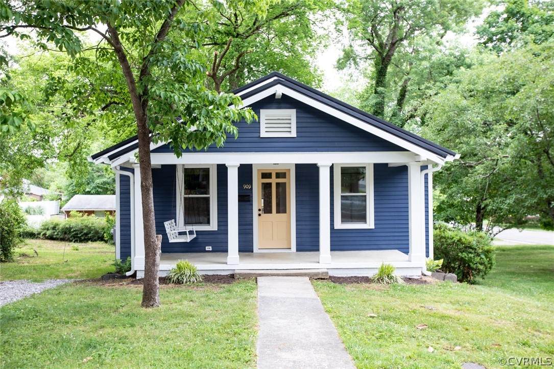 909 School Street - Photo 1