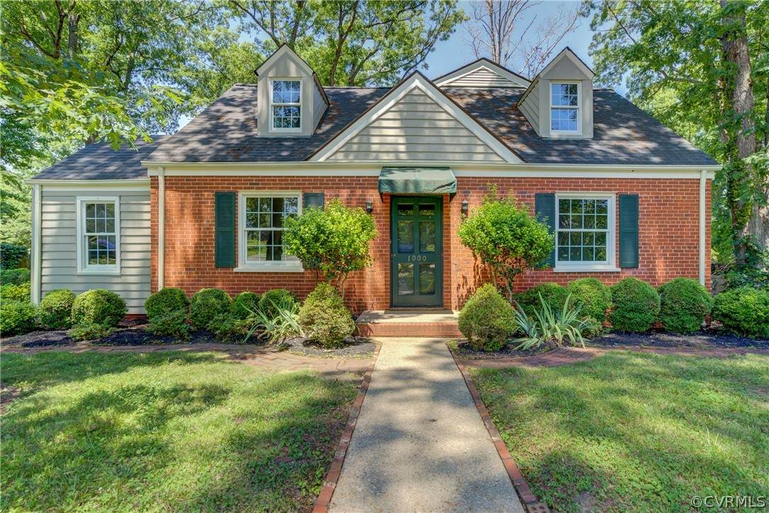 1000 Greenway Lane - Photo 1