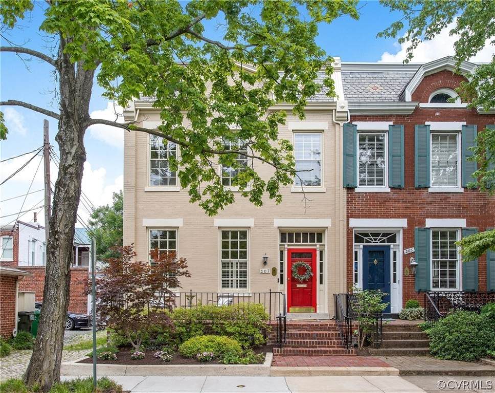 207 Granby Street - Photo 1
