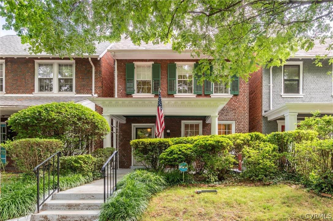 2313 Rosewood Avenue - Photo 1