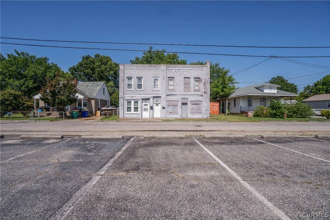 310 7th Avenue - Photo 1