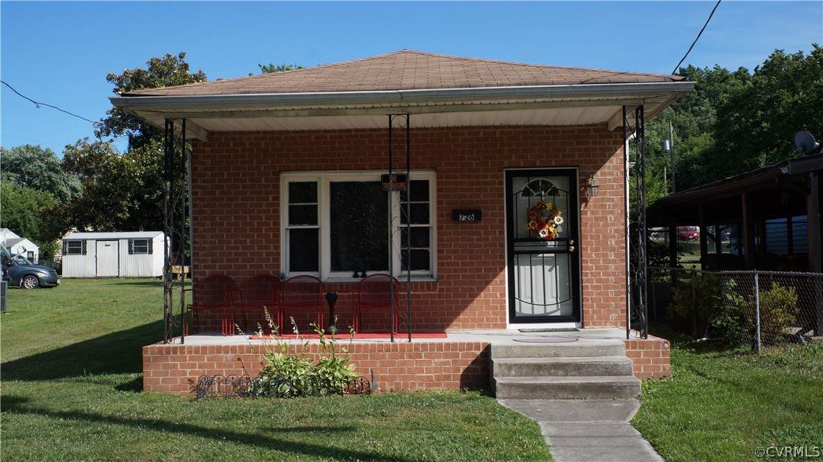 726 Cameron Street - Photo 1