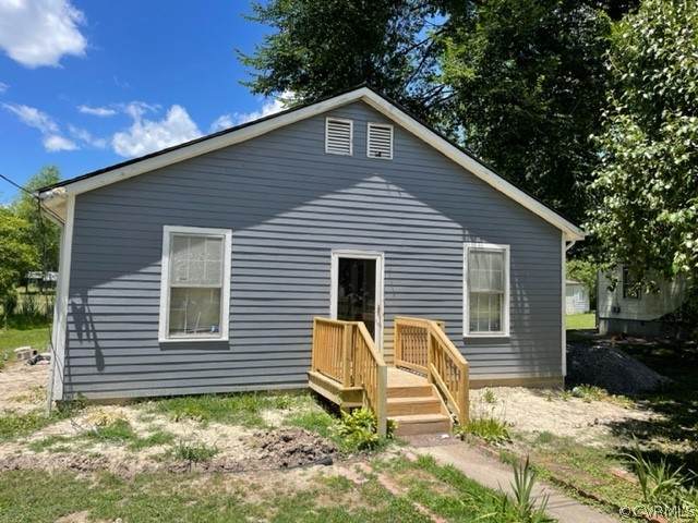1015 7th Street - Photo 1
