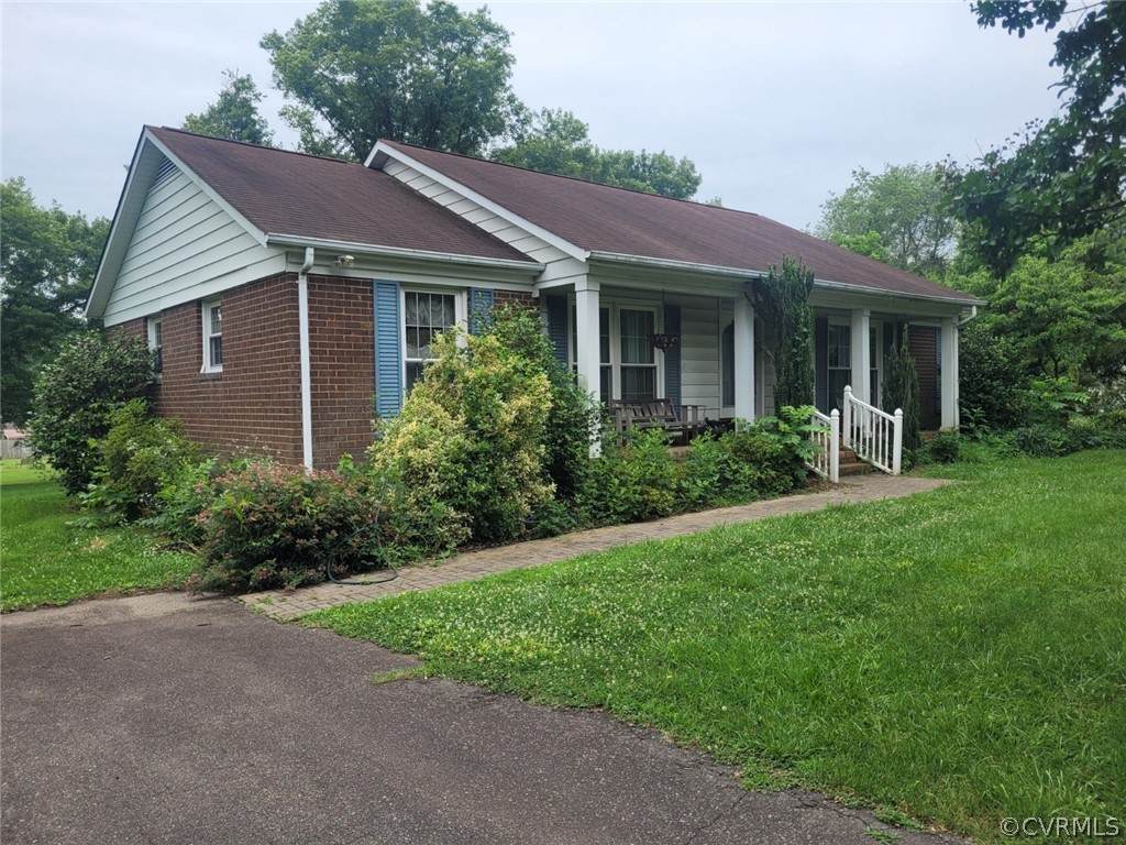 2661 Felspar Drive - Photo 1