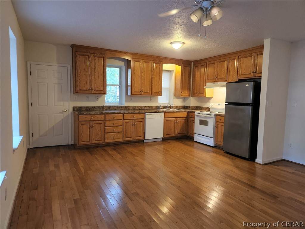 869 35th #1 Street - Photo 1