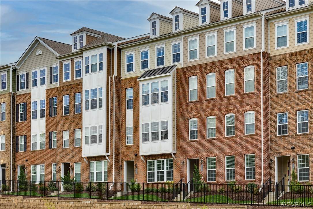 4309 Broad Hill Drive - Photo 1