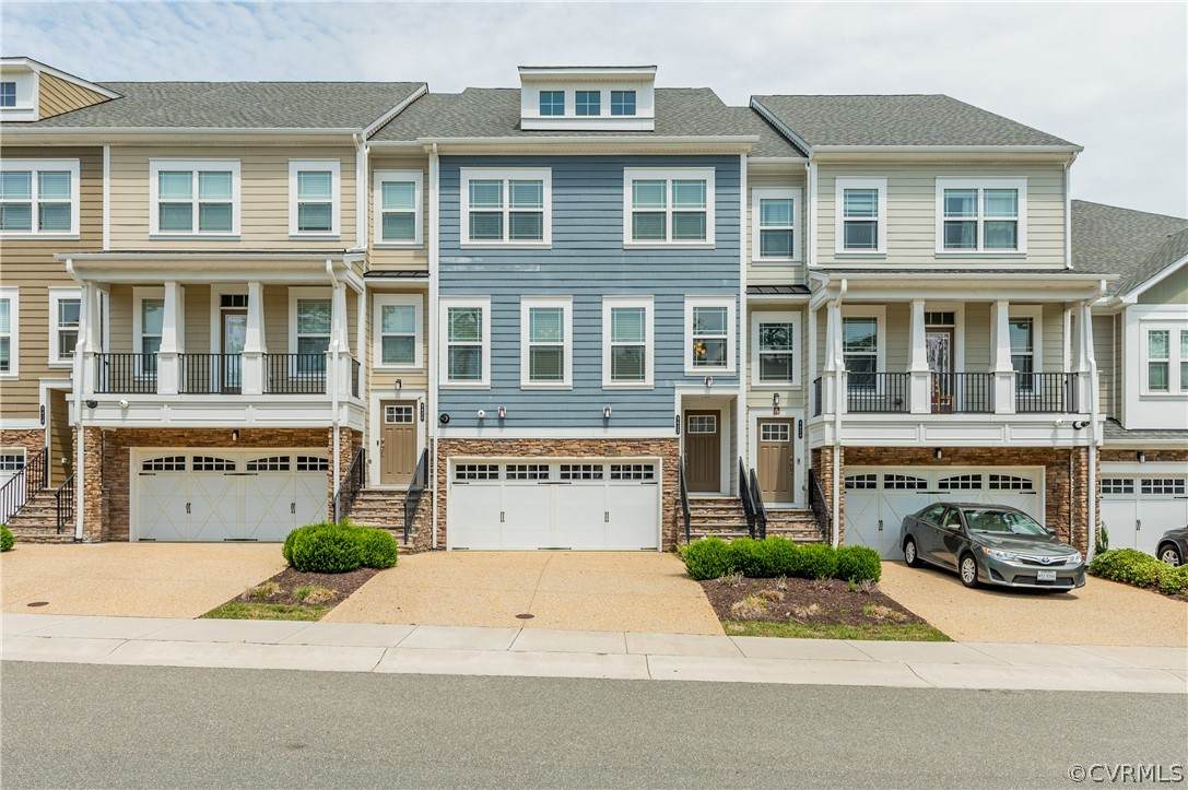 5422 Hickory Place Way - Photo 1
