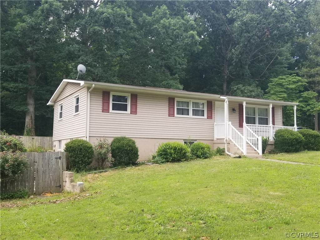 17072 Elm Street - Photo 1