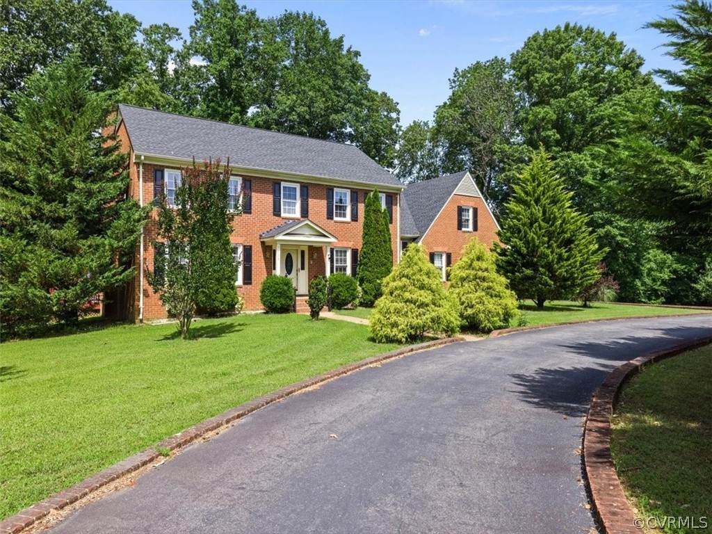 9353 Holly Bluffs Drive - Photo 1