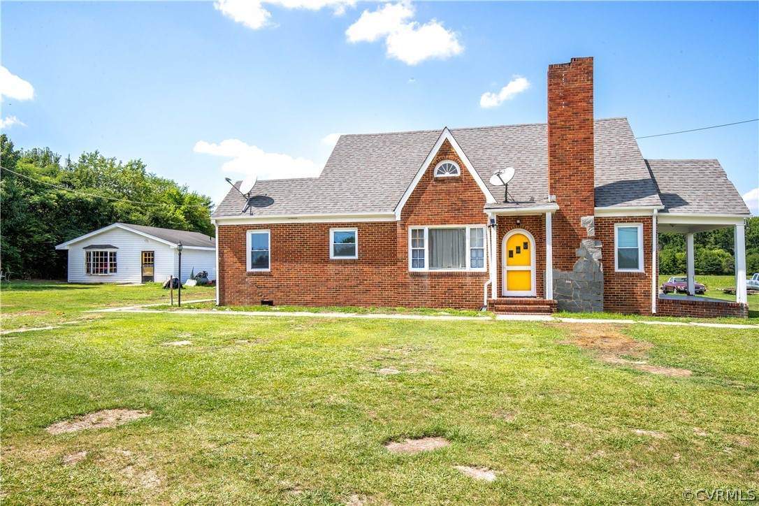 12443 Lee Avenue - Photo 1