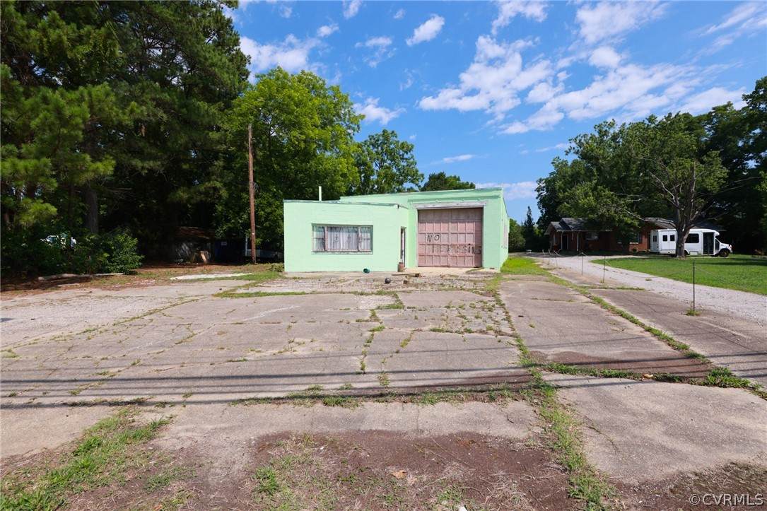 1825 Boydton Plank Road - Photo 1