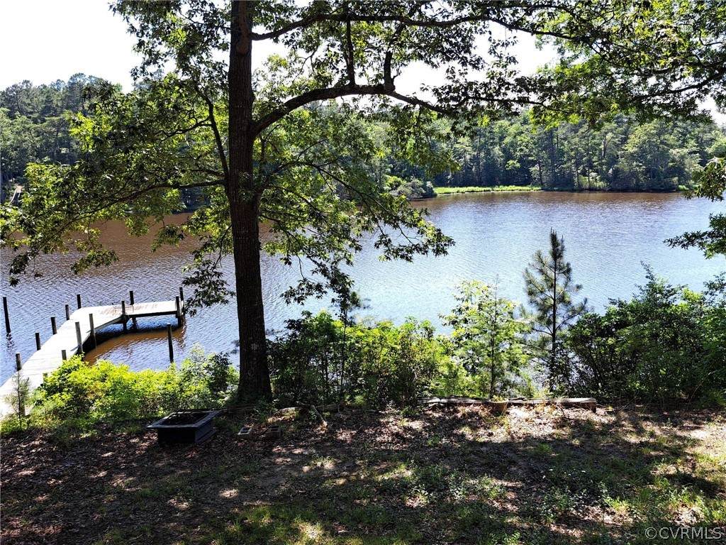 1057 Griffins Landing Road - Photo 1