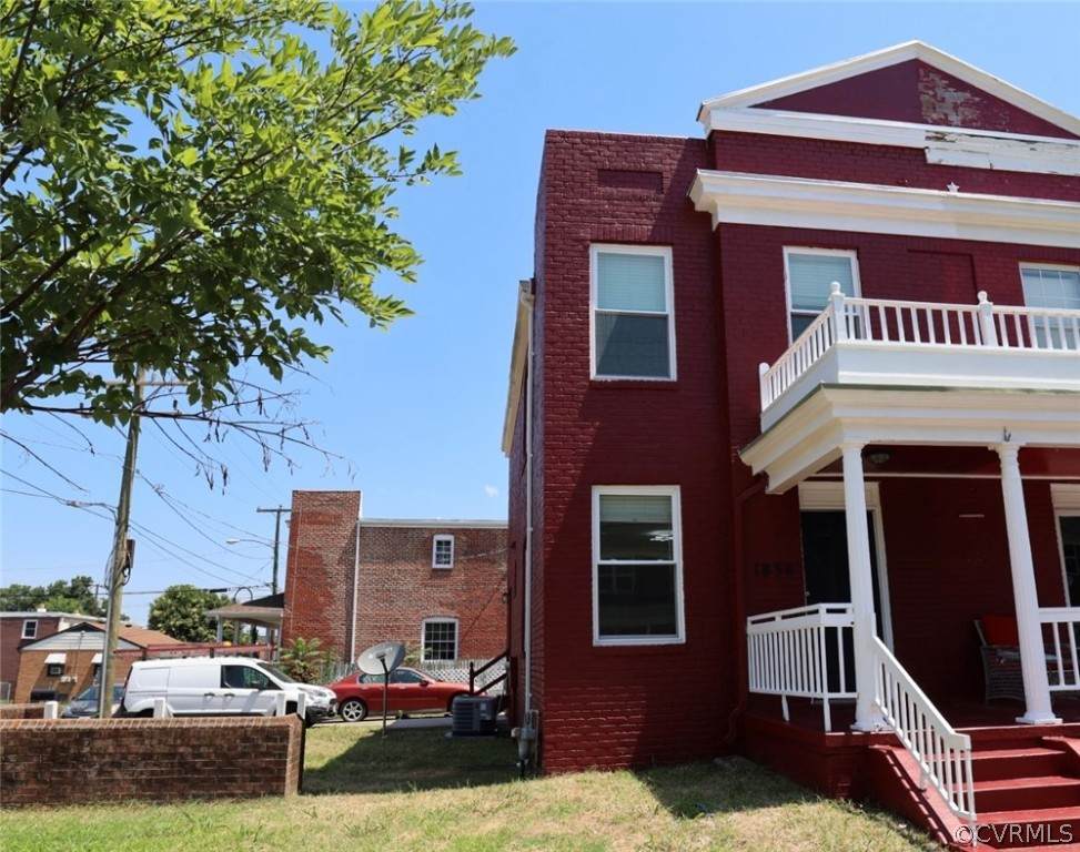 1838 Idlewood Avenue - Photo 1