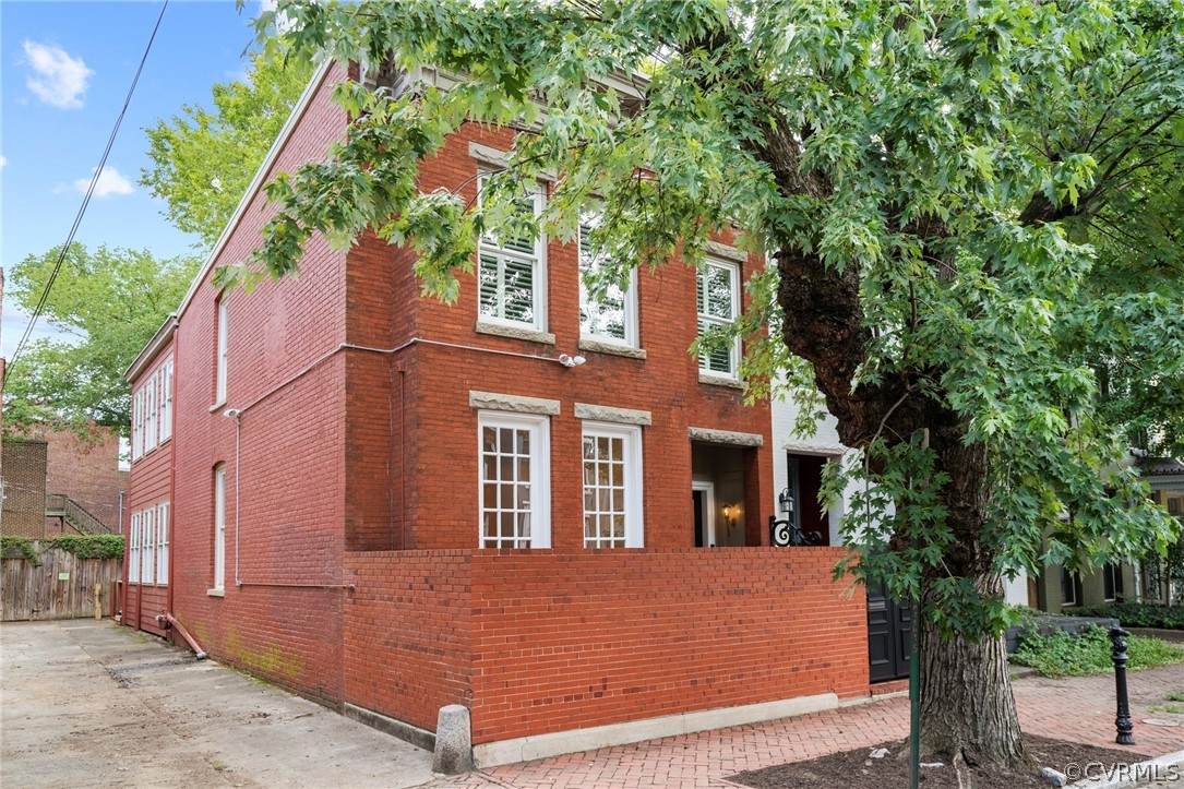 115 Morris Street - Photo 1