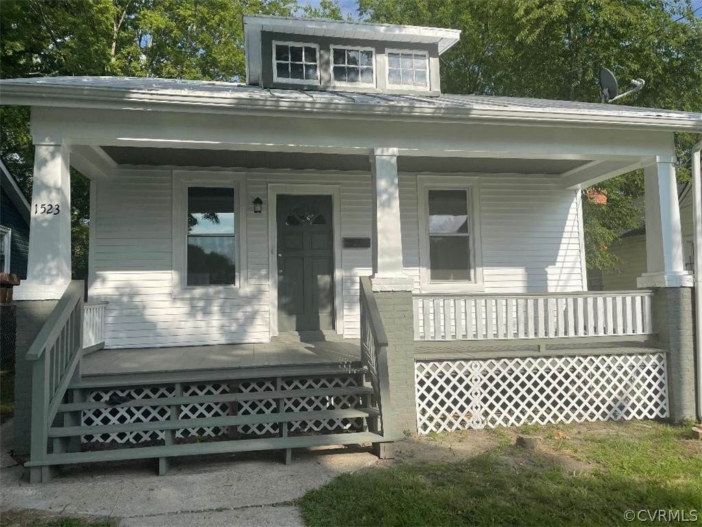 1523 20th Street - Photo 1