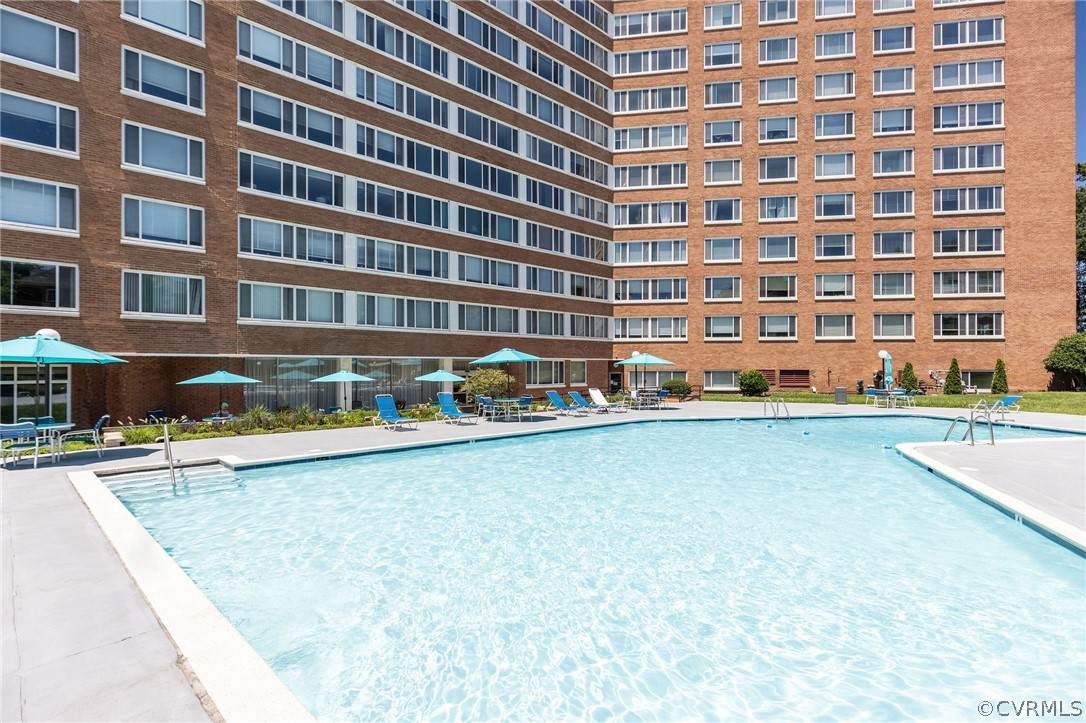 5100 Monument Avenue - Photo 1