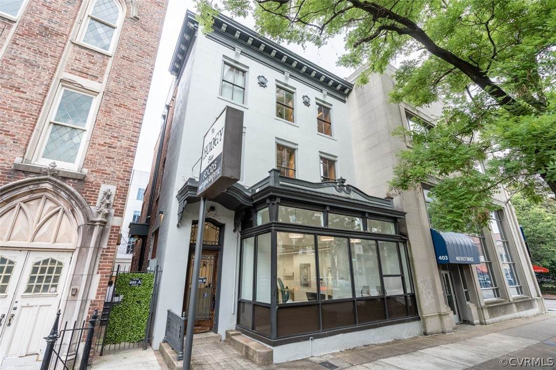 405 Grace Street - Photo 1