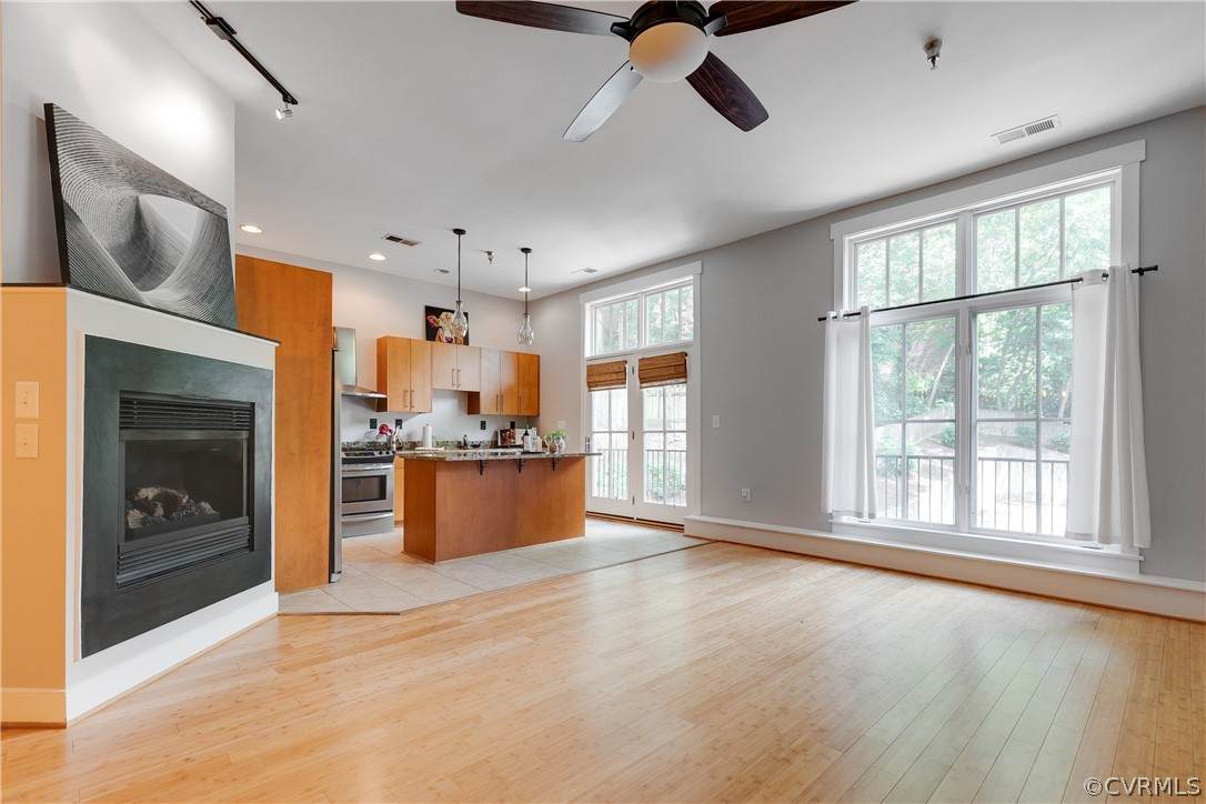 9 25th Street - Photo 1