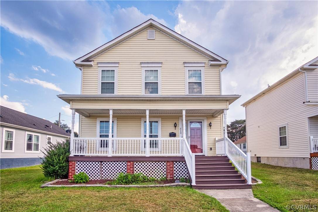 313 16th Street - Photo 1