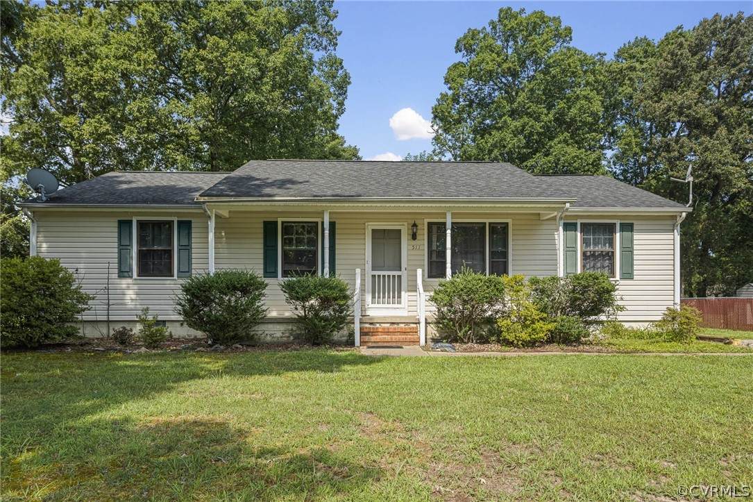 511 Briarwood Circle - Photo 1