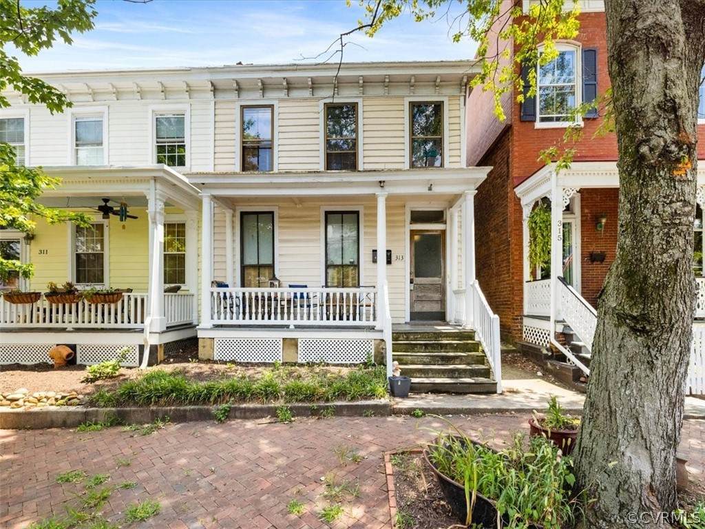 313 Pine Street - Photo 1