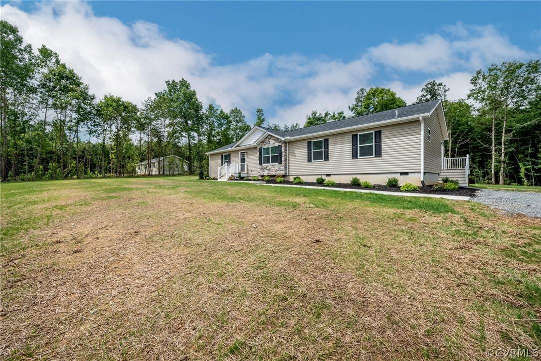 175 Hotchkiss Drive Road - Photo 1